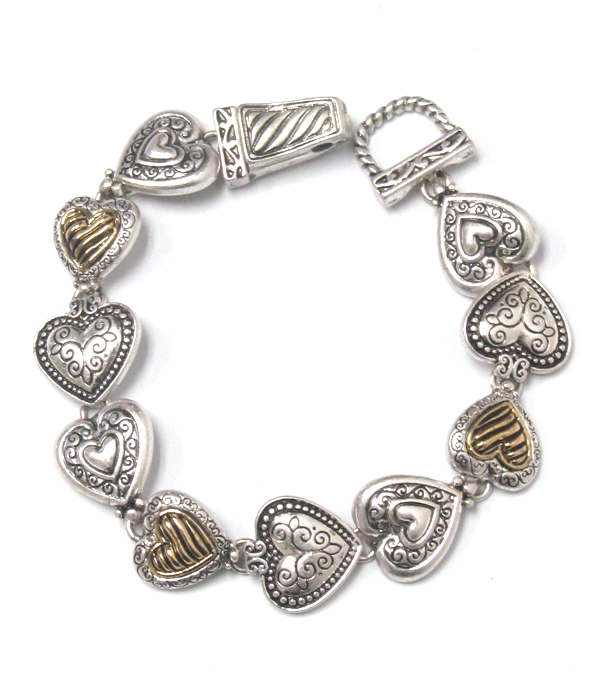 Metal textured heart linked magentic bracelet