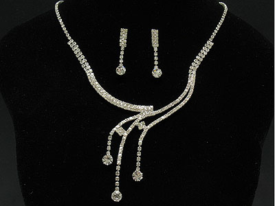 Rhinestone boutique style and crystal necklace and earring set