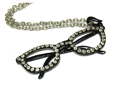 Crystal paved glasses pendant necklace