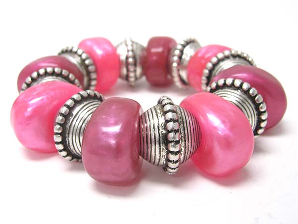 Chunky formica nugget and textured metal beads stretch bracelet