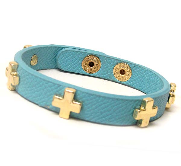 Multi cross pattren on  leather button bracelet