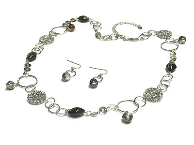 Casting metal disk and acrylic bead  and ring linked lecklace and earring set