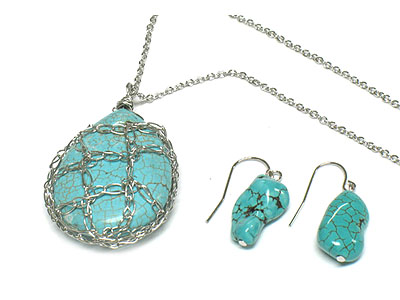 Metal mesh big turquoise stone necklace and earring set