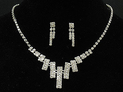 Rhinestone rectangle pattern necklace and earring set