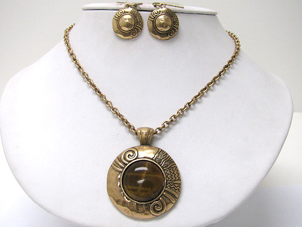 Natural stone and art textured metal medallion necklace earring set