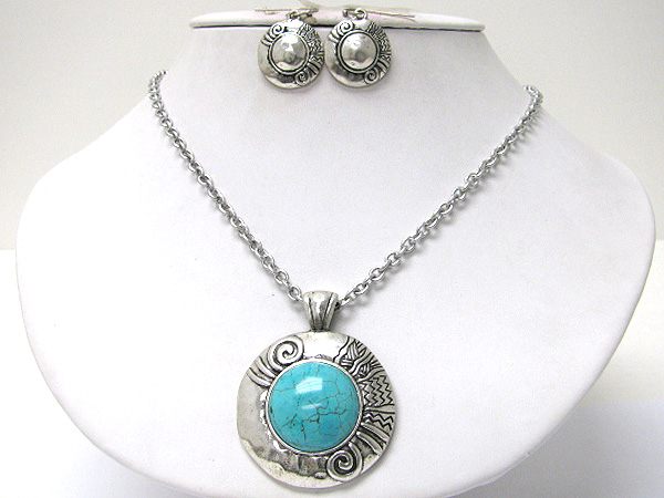 Natural stone and art textured metal medallion necklace earring set