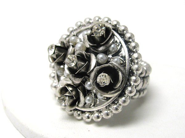 Crystal stud multi metal flower stretch ring