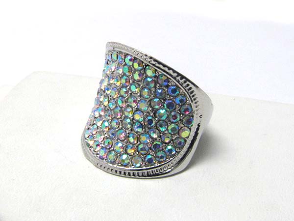 Multi crystal stud stretch ring