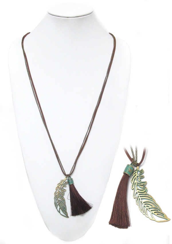 Patina feather and tassel long necklace