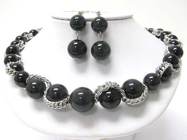 Pearl ball and chain neckalce set