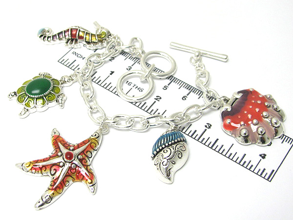 Metal sea charm chain bracelet