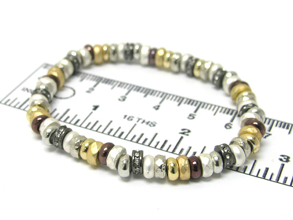 Multi rondelles crystal and metal on stretch bracelet