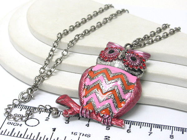 Crystal eyes epoxy body owl long chain necklace