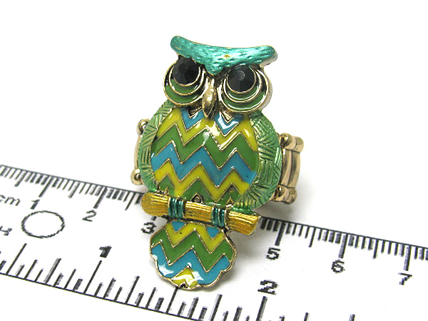 Crystal eyes and epoxy body owl stretch ring