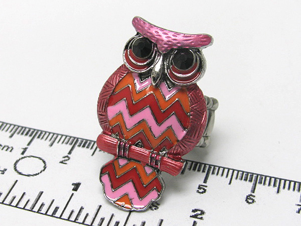 Crystal eyes and epoxy body owl stretch ring