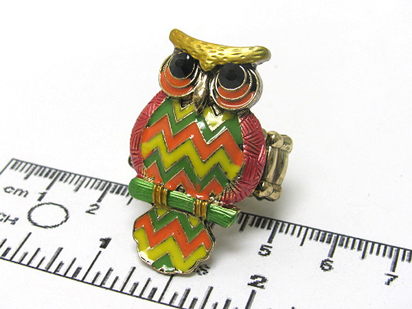 Crystal eyes and epoxy body owl stretch ring