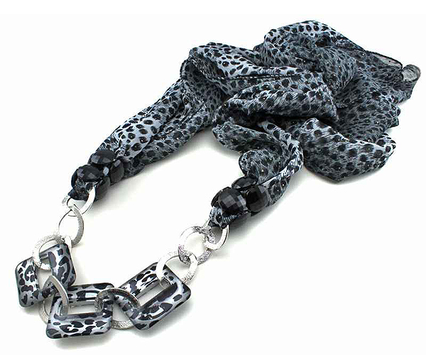 Leopard print scarf necklace - 100% polyester 