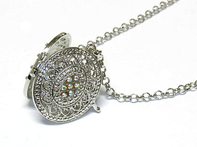 Crystal metal round locket necklace