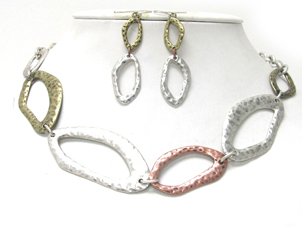 Multi hammered oval chain necklace earring set