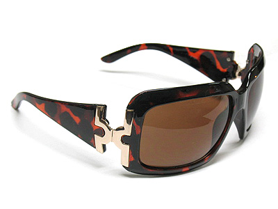 Uv protection fashion sun glasses - uv protection