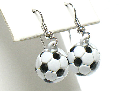 Made in korea whitegold plating enamel soccer ball earring