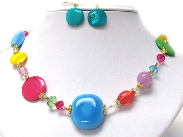 Colored figuline disk and glass and seed bead link necklace earring set