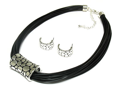 Designer style casting metal multi cord necklace and earring set