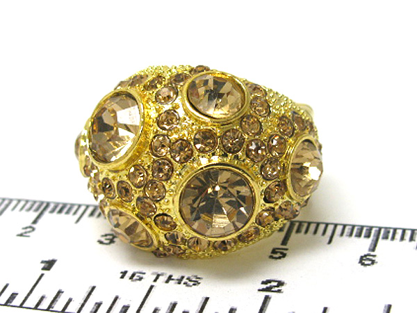 Multi size crystal puffy oval metal stretch ring