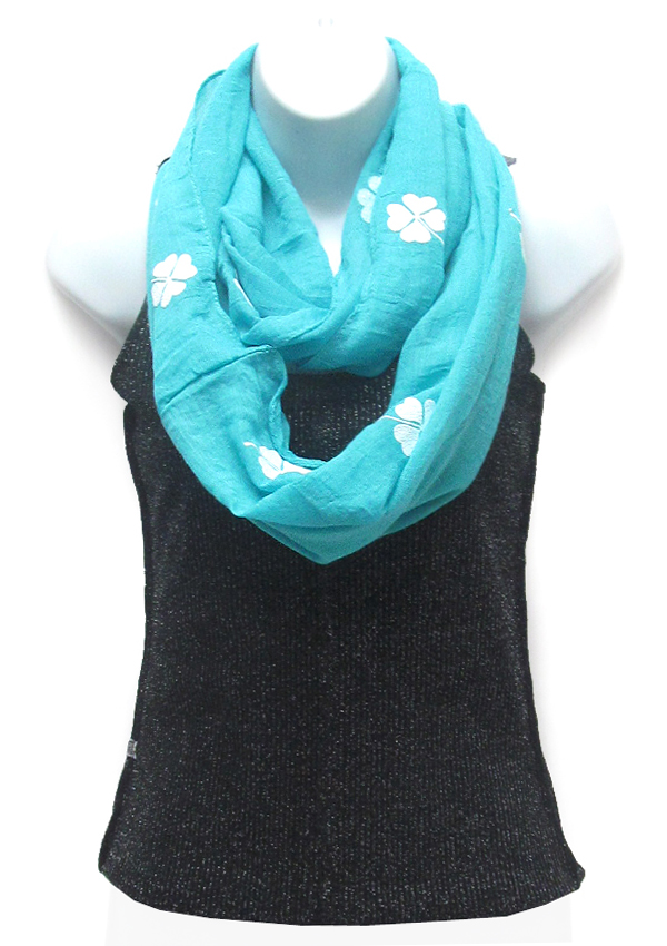 Clover infinity scarf