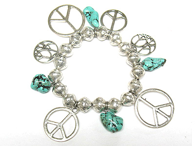 Turquoise stone and peace mark charm dangle stretch bracelet