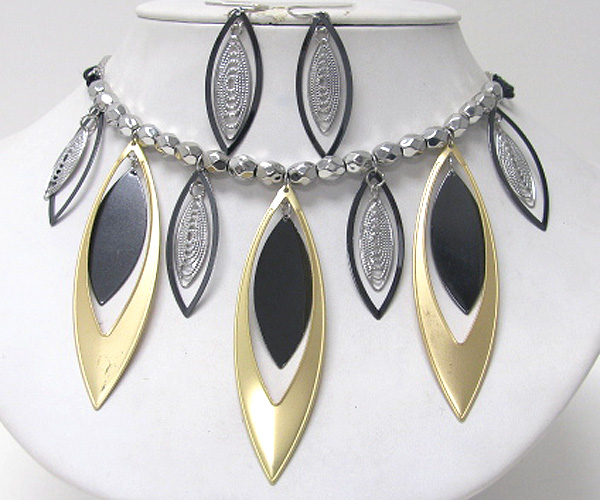 Multi metal leaf shape dangle necklace set