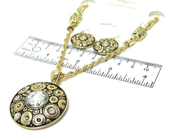 Multi bubble and crystal accent disk pendant necklace earring set