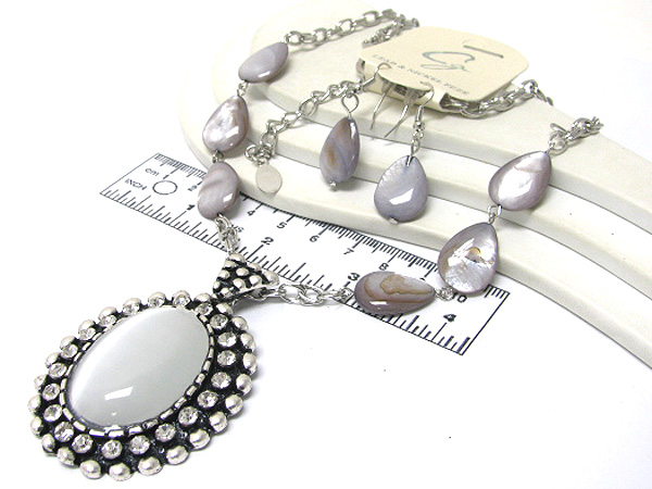 Crystal metal oval casting with shell on chain nacklace earring set