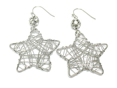 Meshed metal star earring