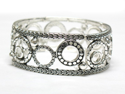 Filigree metal casting stretch bracelet