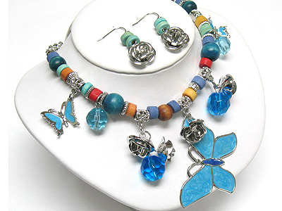 Butterfly dangle wood and acryl tube link neckalce and earring set