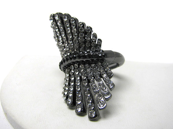 Crystal stud multi metal bar stretch ring