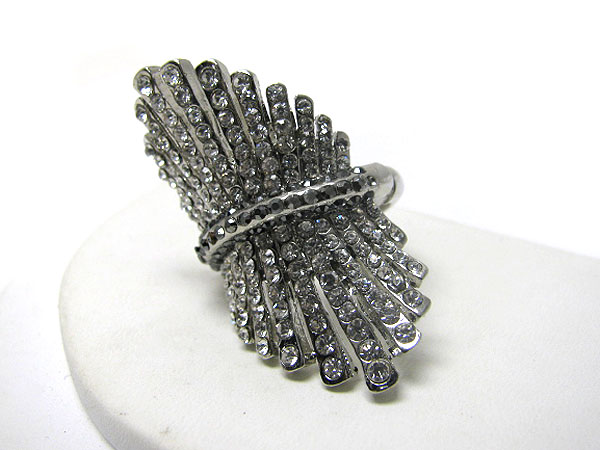 Crystal stud multi metal bar stretch ring