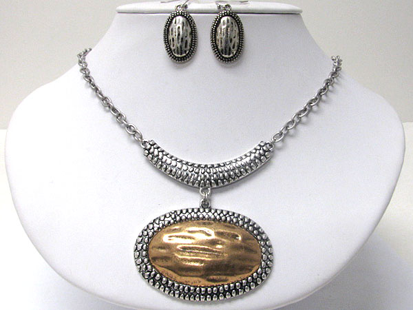 Textured oval metal drop and bar necklace earring set