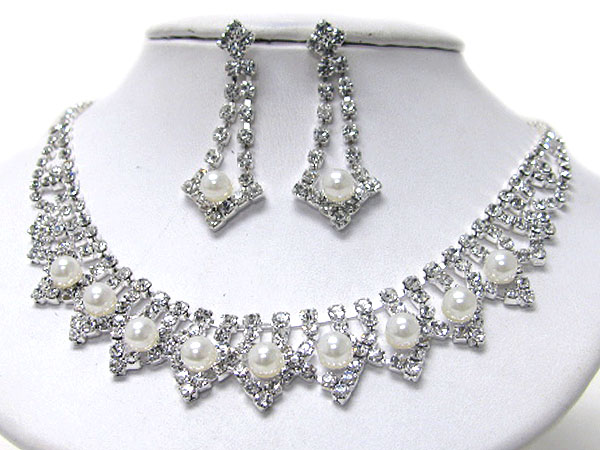 Multi pearl and rhinestone party necklace earrring set