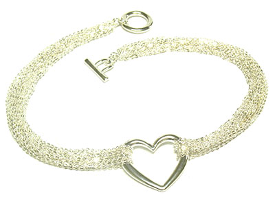 Multi mesh chain heart link necklace