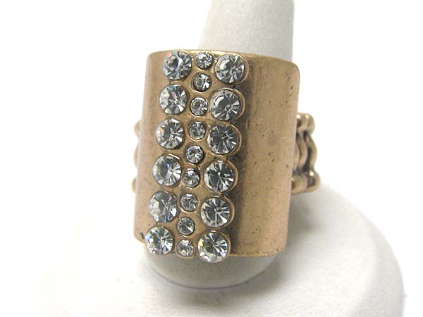 Crystal stud metal stretch ring