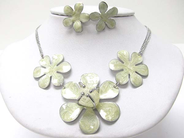 Large enamel flower pendant necklace earring set