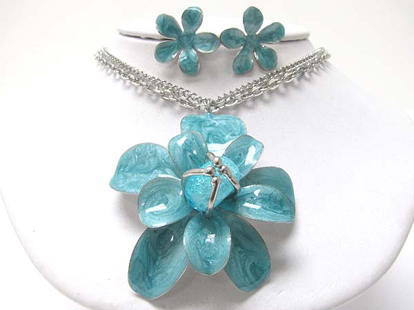 Large enamel flower pendant necklace earring set