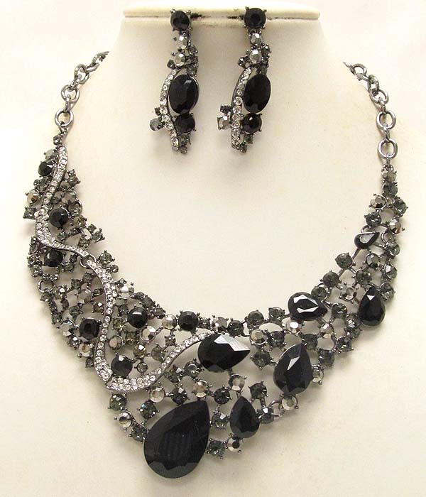 Luxury class victorian style austrian crystal party necklace and earring set