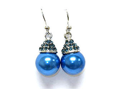 Pearl and crystal earring