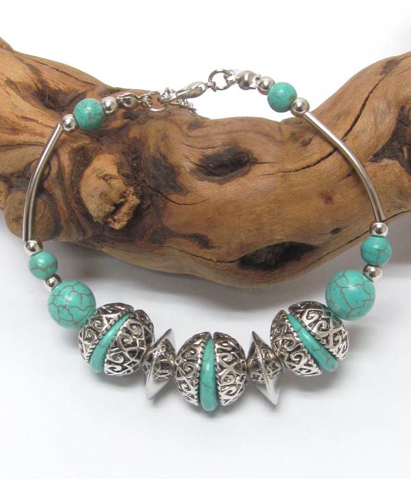 Handmade turquoise and tibetan silver bracelet