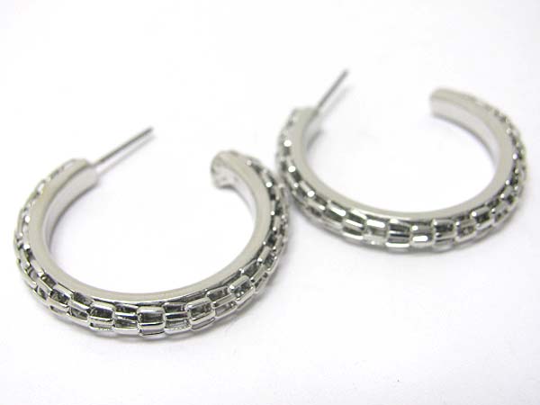 Metal chain hoop earring - hoops