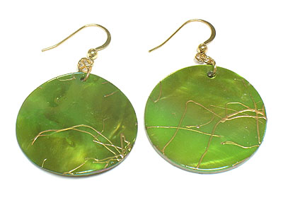 Hand paint shell disk earring