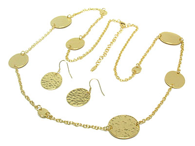 Metal casted round disk long necklace and earring set